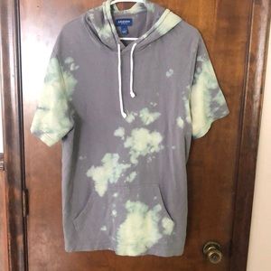Tie-dyed Hooded shirt